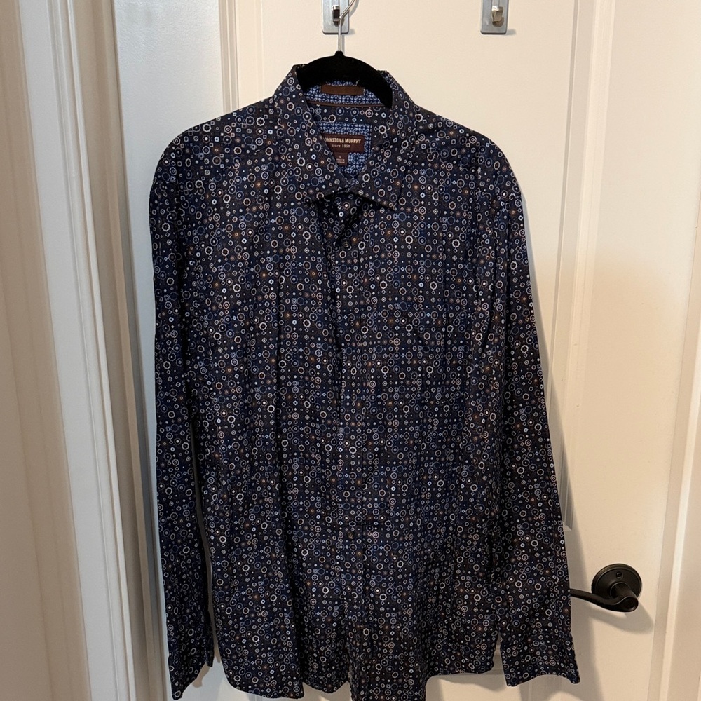 Men's Blue Patterned Button-Up Shirt